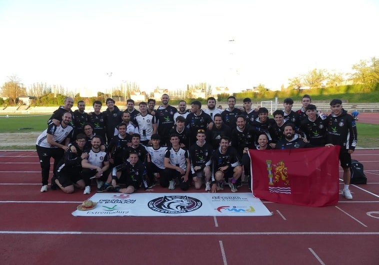 El Atletismo Badajoz debuta en Primera con tres triunfos individuales